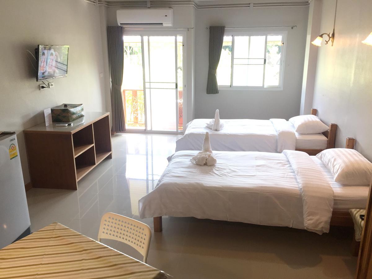 Baan Bangrak Residence Trang Buitenkant foto